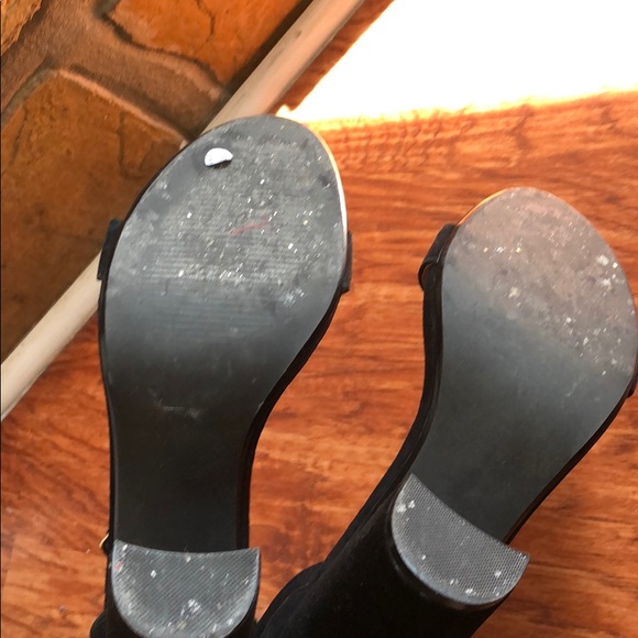 Black heels - Picture 7 of 7